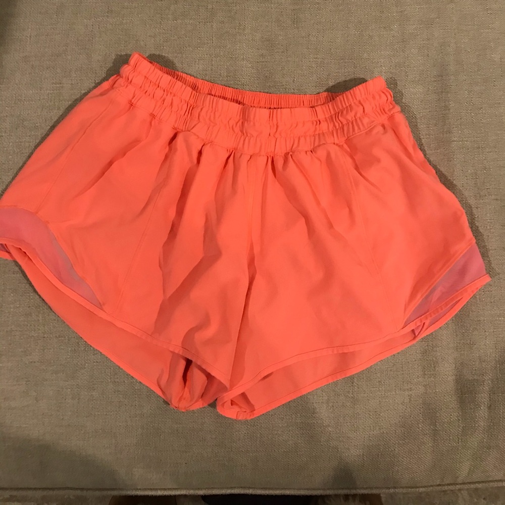 Lululemon Hotty Hot